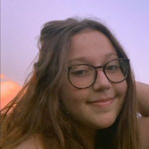 Meet your Posher, Ivy